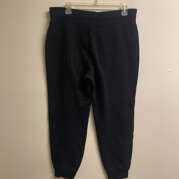 Calvin Klein Performance Joggers - Picture 9 of 10